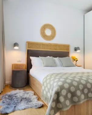 Închiriere apartament 2 camere in bloc boutique Dacia- gradina Icoane