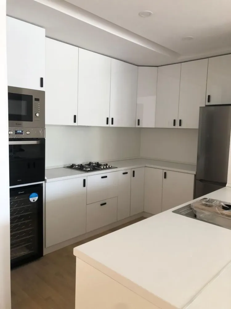 Închiriere apartament 2 camere in bloc boutique Dacia- gradina Icoane