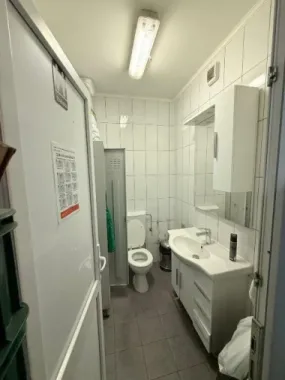 Spaţiu comercial de închiriat â€“ Central Otopeni, acces direct din DN1