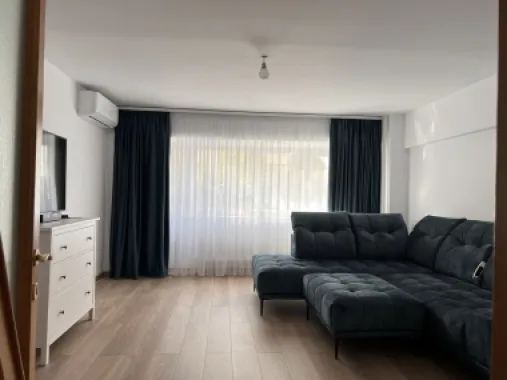 Particular; apartament 3 camere complet renovat si mobilat