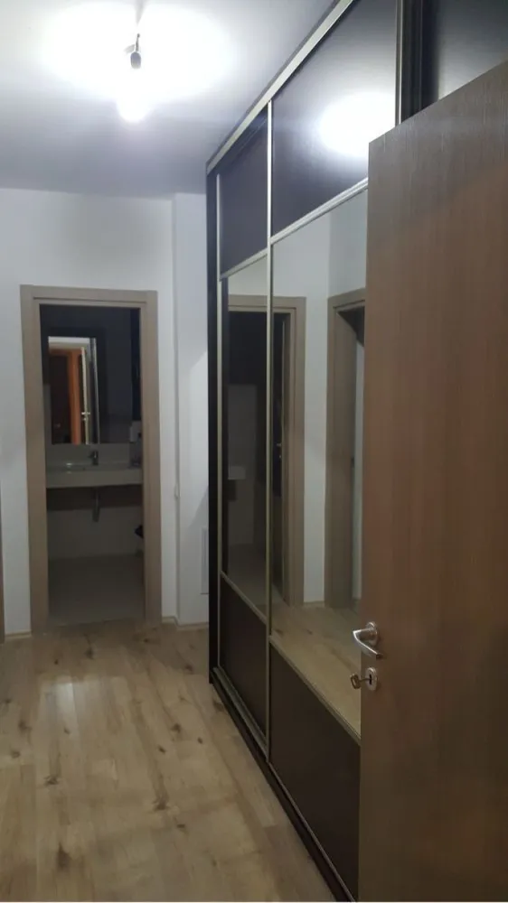 Apartament 3 camere padurea Baneasa, parter, gradina cu loc de parcare