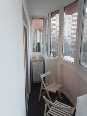 Vand apartament zona Razoare (mobilat, utilat premium)