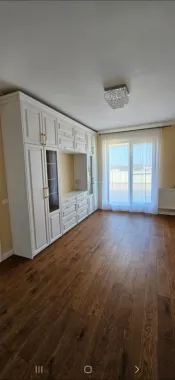 Apartament 3 camera