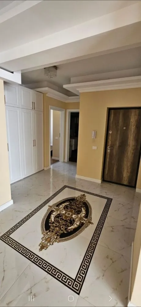Apartament 3 camera