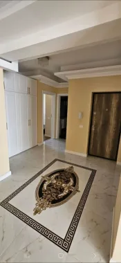 Apartament 3 camera