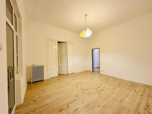 PIATA ROMANA, Proprietar , apartament 3 camere in vila