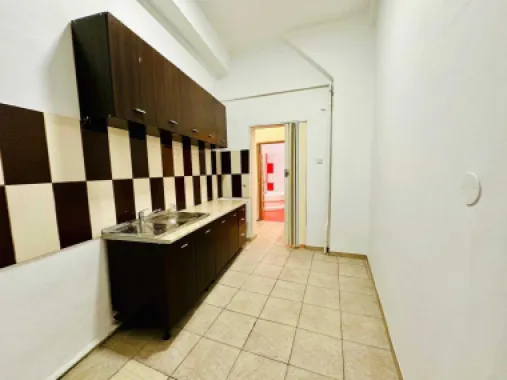 PIATA ROMANA, Proprietar , apartament 3 camere in vila