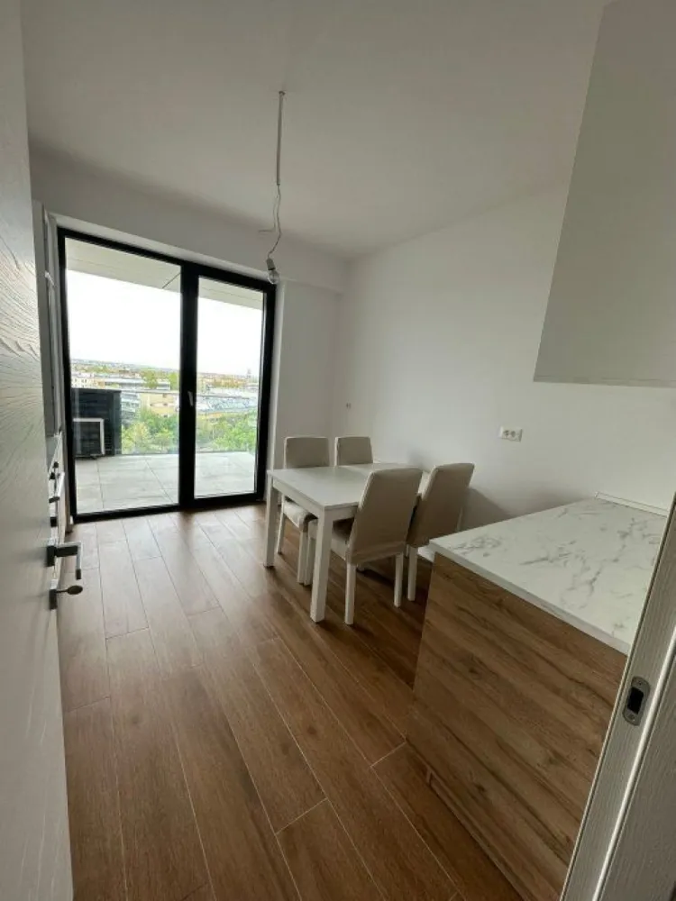 De vanzare Apartament NOU 3 camere | 2 Bai | Parcare | Atlas Residance-Aviatiei - Apartament 3 camere, 2 bai, bucatarie inchisa, in Atlas Residence imobil NOU, zona Aviatiei-Baneasa. Detine loc de parcare subteran. Suprafata 120 mp. 2 terase. Centrala proprie, parchet, aer conditionat Mitsubishi, incalzire pardoseala, videointerfon. Bucatarie mobilata/utilata, living mobilat, dormitoare mobilate. Etajul 7, amazing view. Pentru persoane juridice sa factureaza fara TVA, pentru persoane fizice se adauga tva 19%.