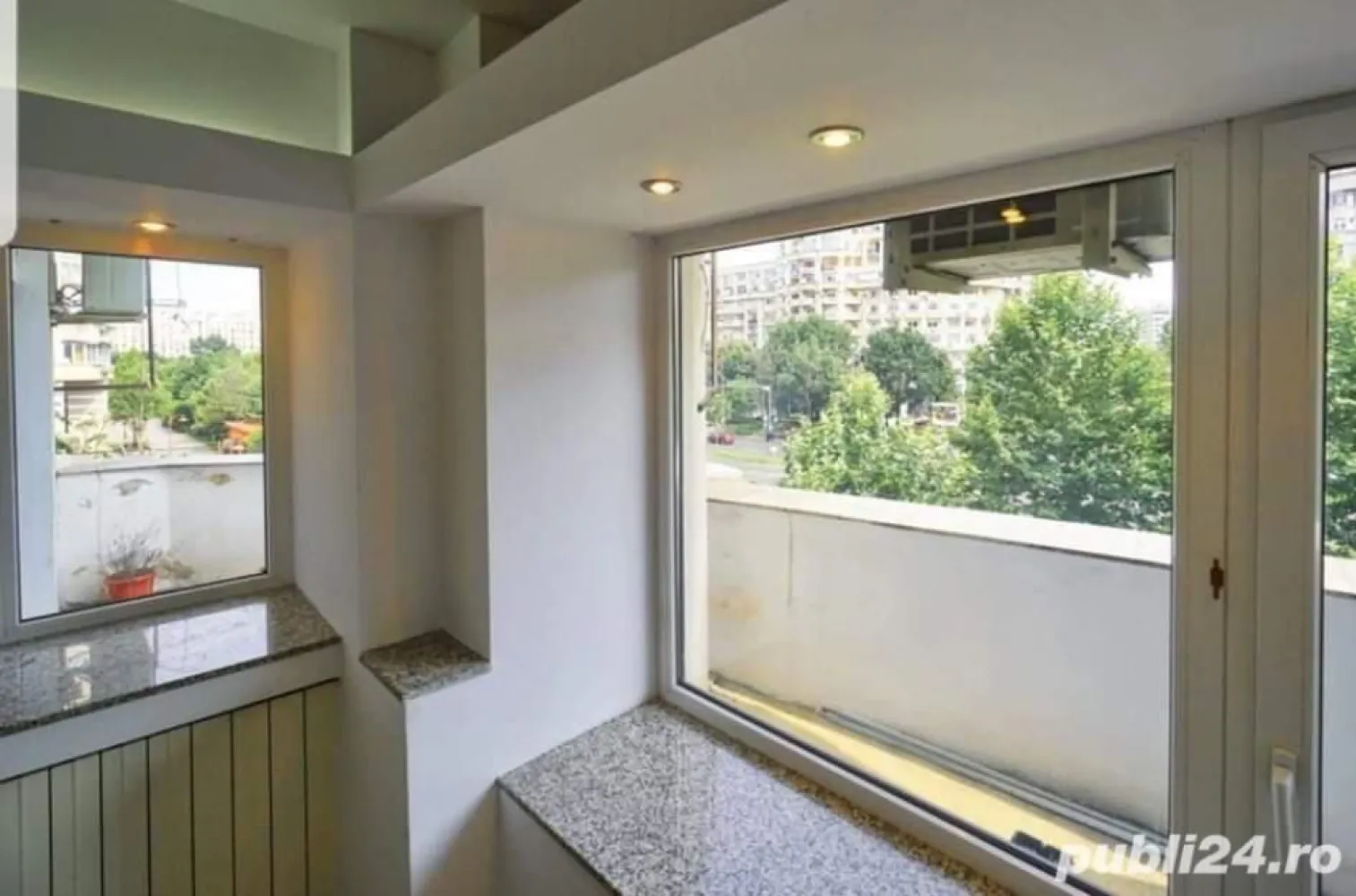 Apartament Central Unirii - Se vinde apartament central situat pe Bulevardul Unirii 63, suprafața apartamentului este de 102mp fiind situat la etajul 1 al blocului. Pentru vizionari și mai multe detalii răspund la mesaje.
