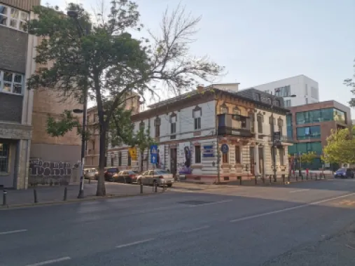 Vanzare Centru de copiere complet echipat, lângă facultatea Ase Romana