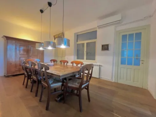 Apartament mare, luminos si stilat langa Cismigiu - sector 1.