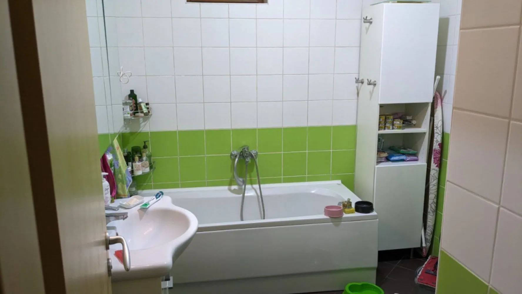 Proprietar, vand casa in Bucuresti langa Piata Alba Iulia, 168 mp utili