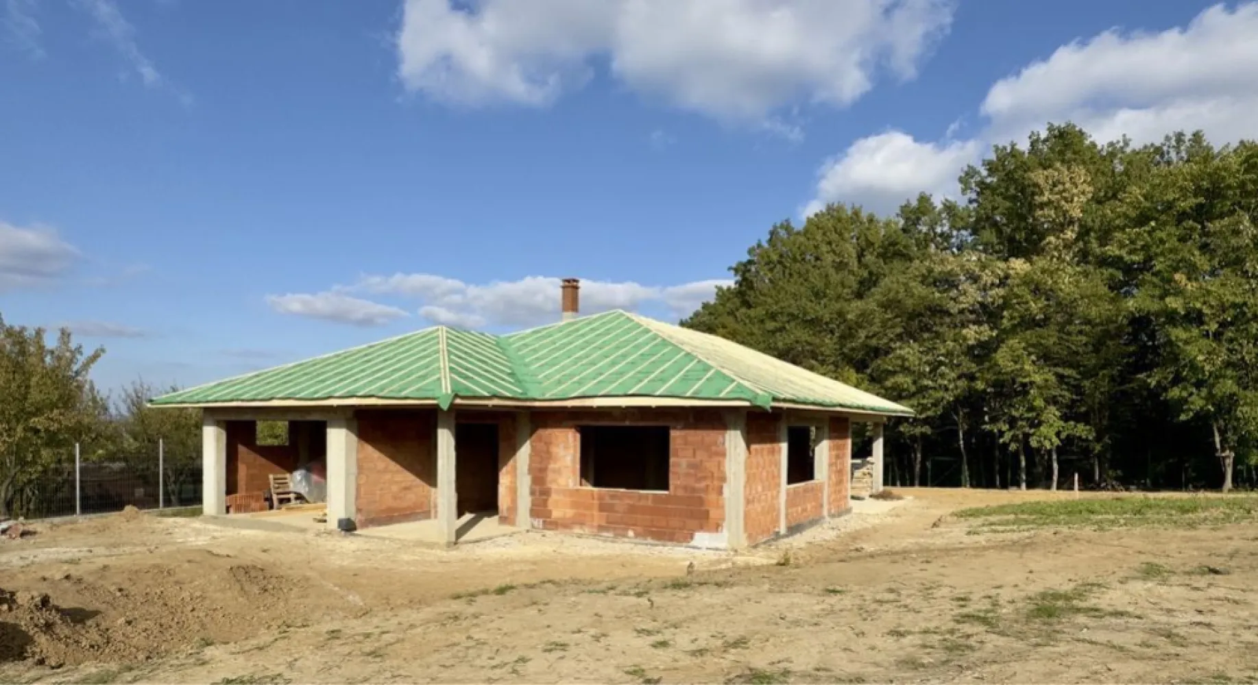 Vând casă plan parter cu garaj langa padurea Barnova