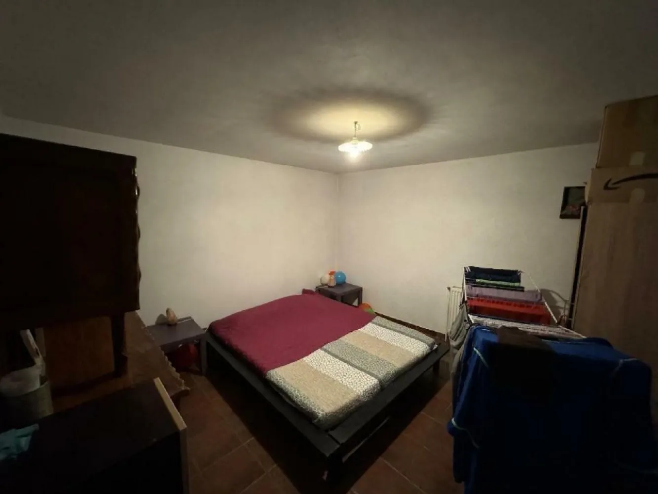Hlincea, str.Mănăstirii, CIUREA, Iaşi + 1.700 mp teren şi Vilă (D+P+M)