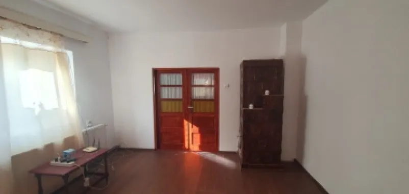 Andronache, str. Turistilor nr. 27