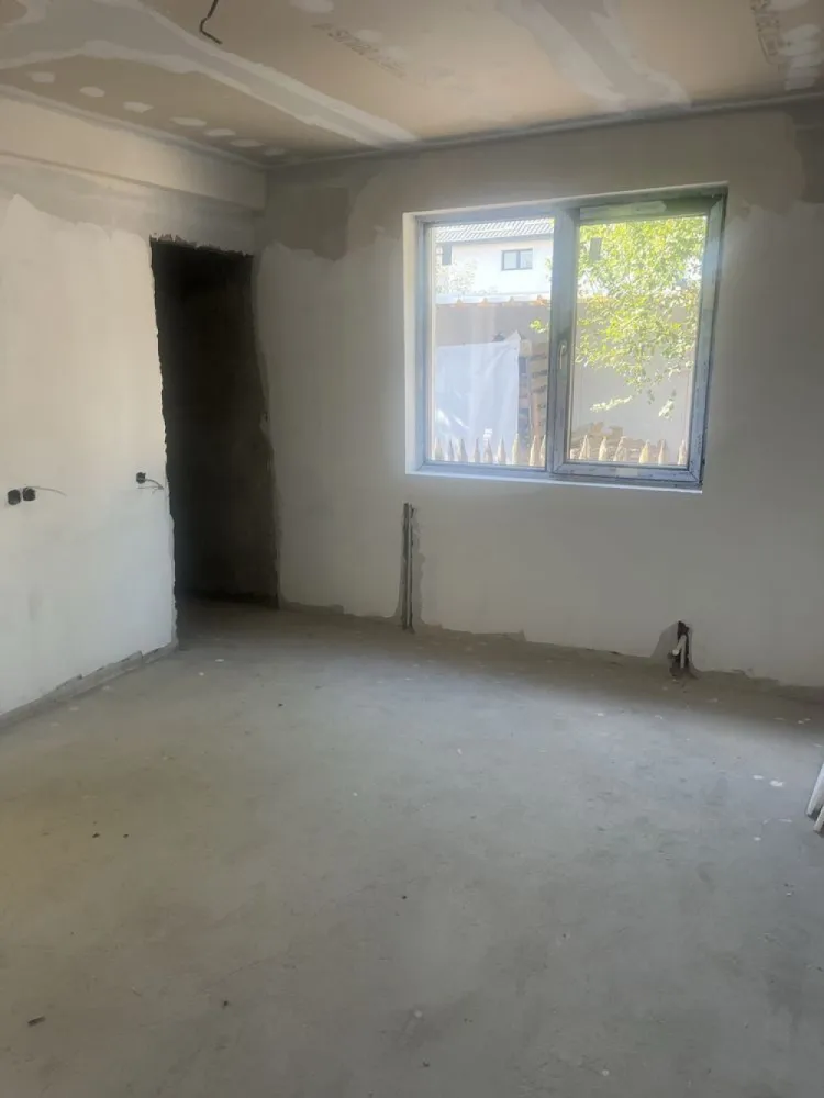 Casă domnesti 4 camere 2 băi