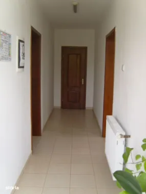 spatiu comercial/clinica/camin de batrani