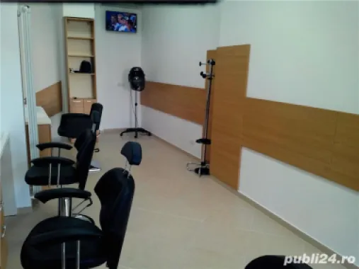 Vanzare spatiu comercial