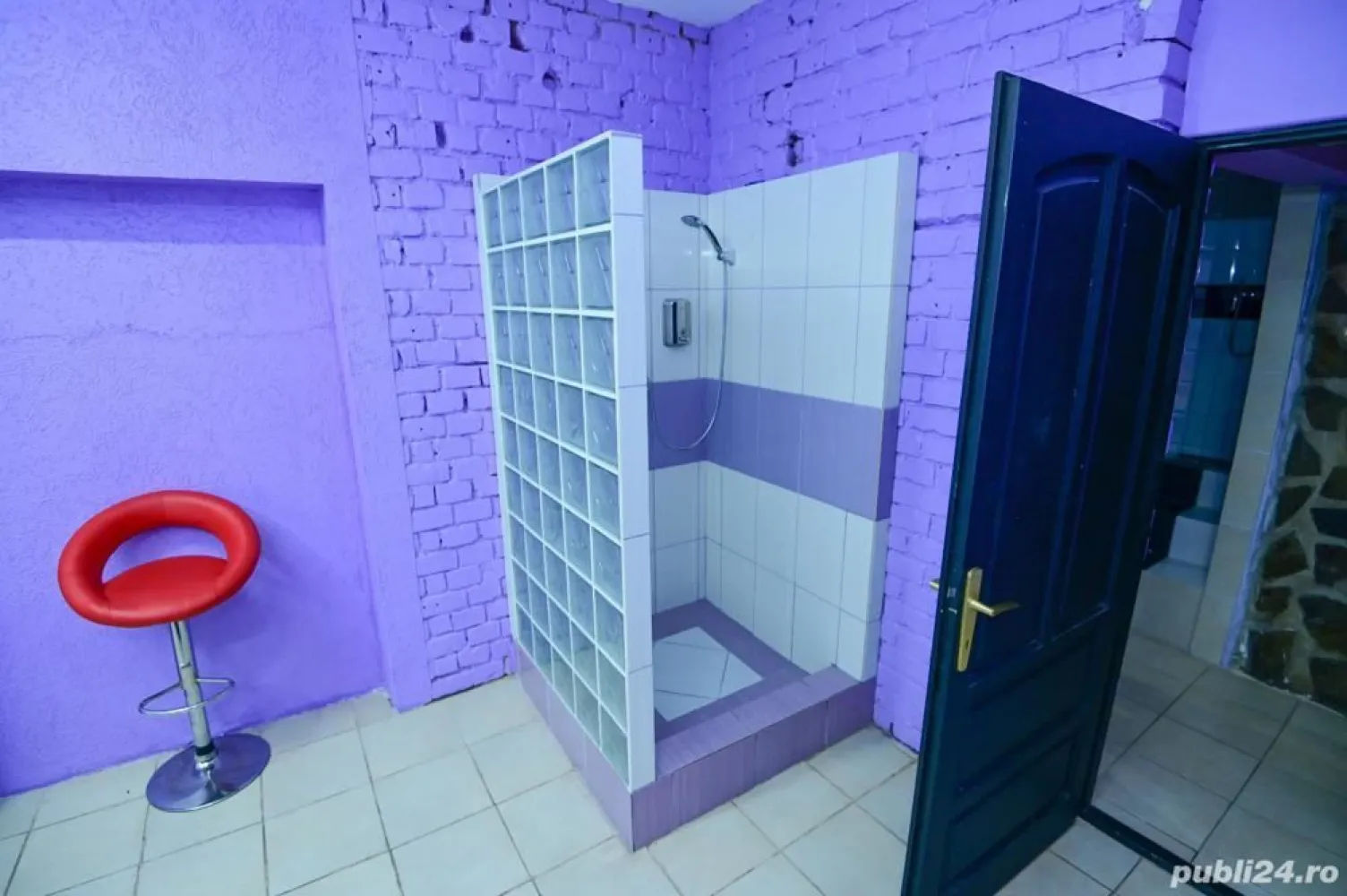 Spatiu comercial si casa de vanzare