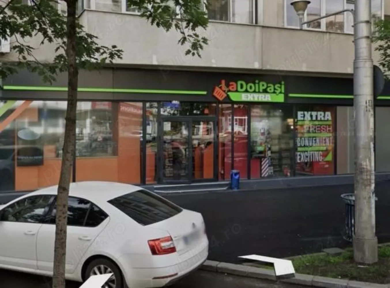 Spatiu comercial de vanzare Calea Mosilor - Spatiu comercial stradal , situat in Calea Mosilor 292 , Bucuresti Spatiul este pe Persoana Fizica In poze regasiti si schita spatiului Spatiu se vinde cu chirias Pentru mai multe detalii sunati la nr din anunt