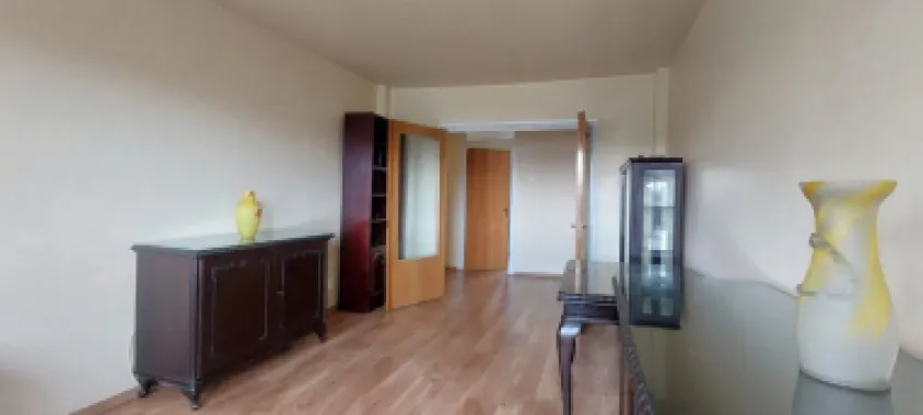 Vand apartament 4 camere situat la 10 min de Piata Unirii
