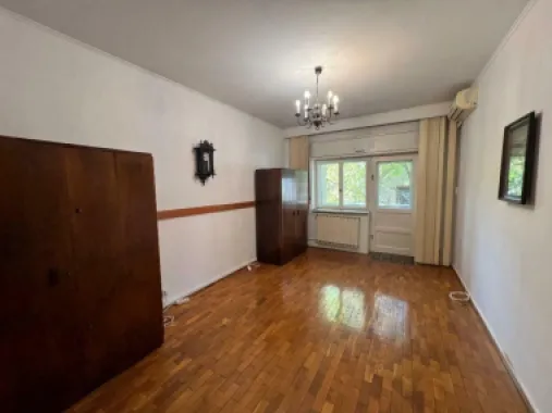 Apartament 4 camere , Aviatorilor, direct proprietar