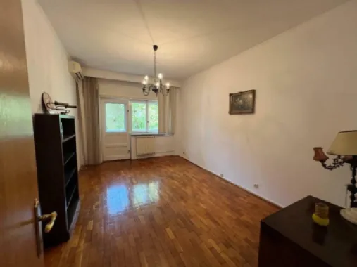 Apartament 4 camere , Aviatorilor, direct proprietar
