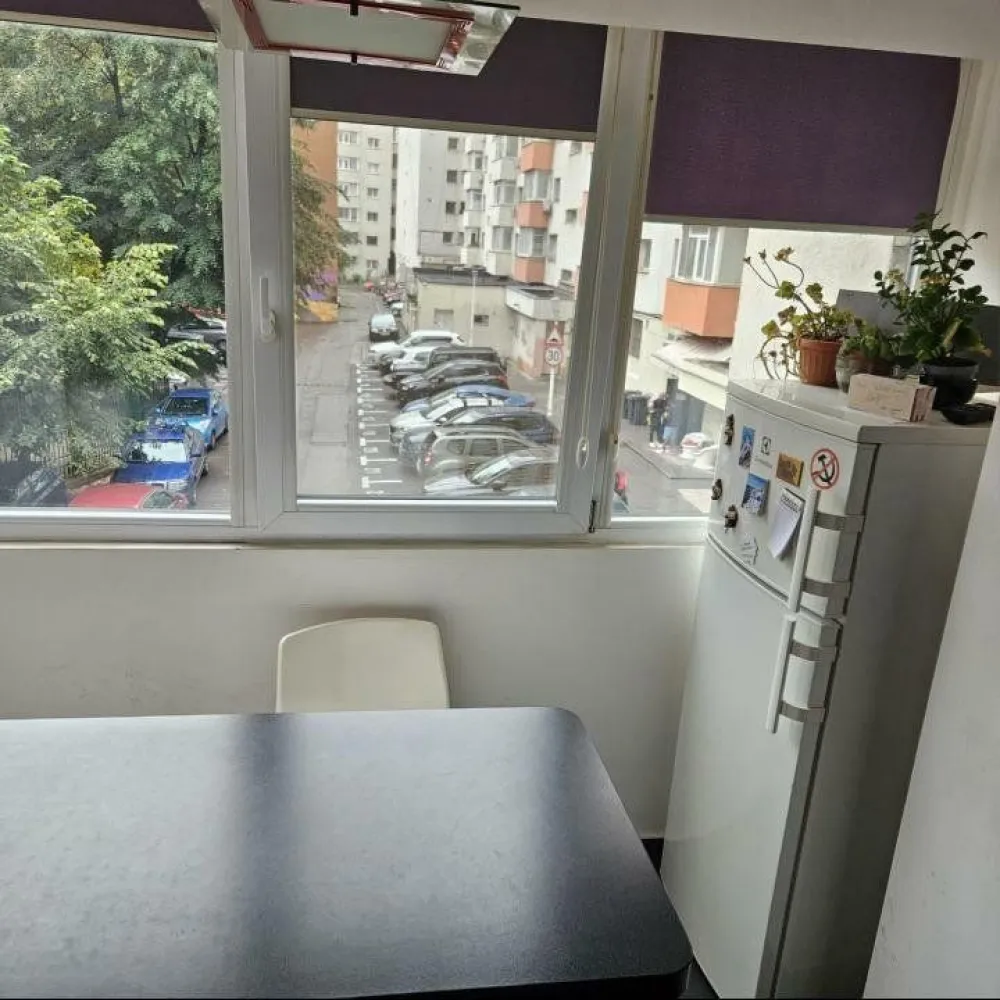 Apartament 4 camere 111mp Calea Mosilor - tip birou