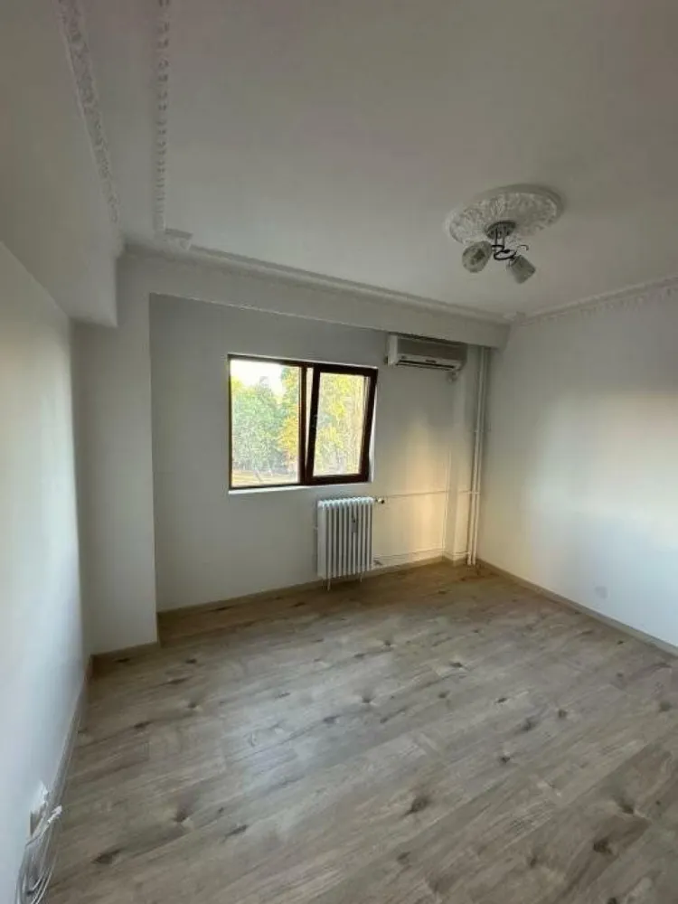 Vand apartament 4 camere Drumul Taberei Valea Argesului 2