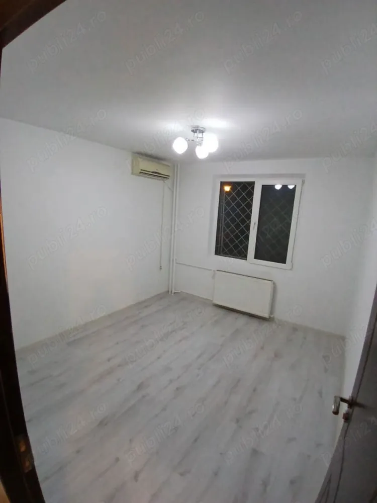 Vand apartamnet - Vand apartament cu 4 camere , 2 bai și o bucătărie , aproape de spitalul Fundeni, aproape de penny