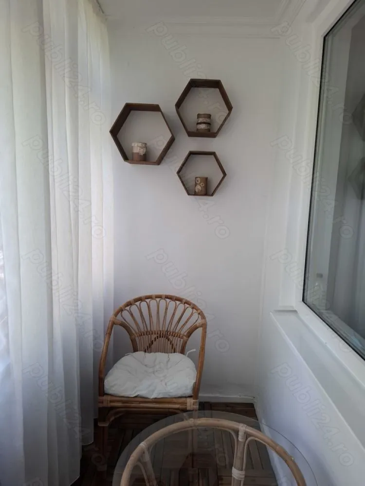 Apartament 4 camere, decomandat, 80.94 mp