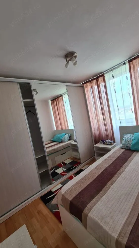 De vânzare Apartament 4 camere