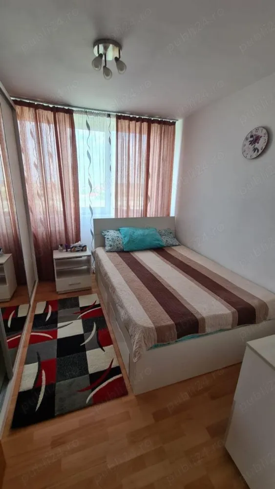 De vânzare Apartament 4 camere