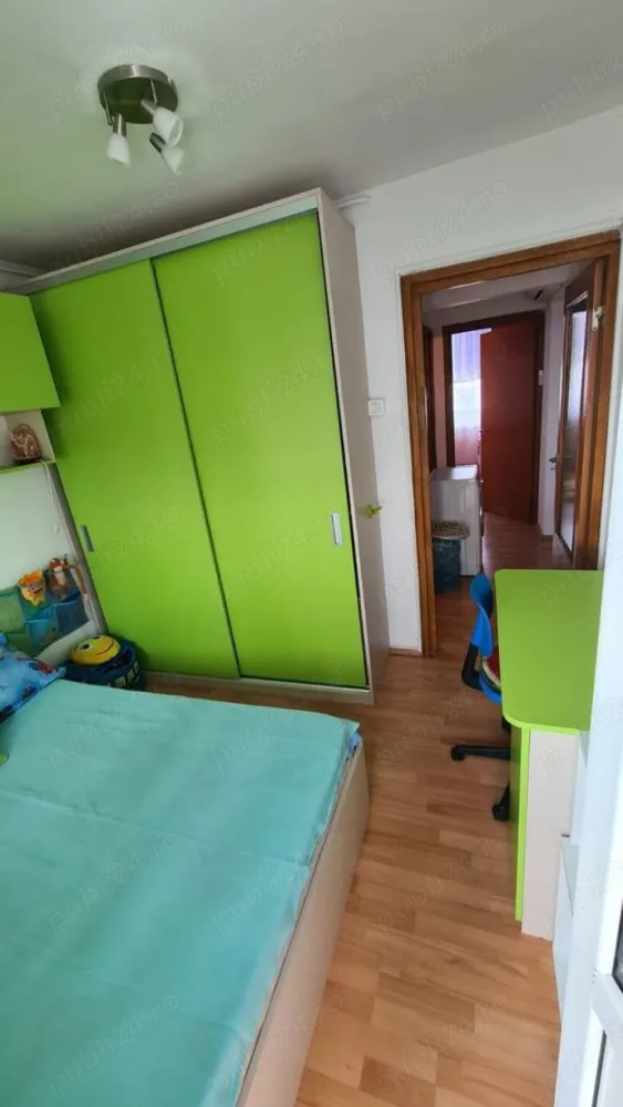 De vânzare Apartament 4 camere