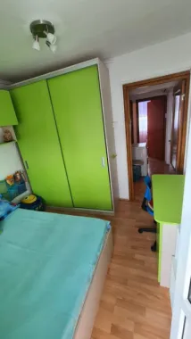 De vânzare Apartament 4 camere