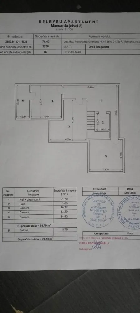 Apartment 4 camere 163 MP penthouse / duplex, - Vă ofer spre vânzare în exclusivitate un apartament TIP DUPLEX compus din 4 camere si dependințe situat în CARTIERUL LATIN de pe Prelungirea Ghencea, oras Bragadiru, jud. Ilfov. Accesul catre si dinspre statia de Metrou RAUL DOAMNEI / C-TIN BRANCUSI sau TRAMVAI 41 este foarte facil, distanta parcurgandu-se in aproximativ 10 minute. Deasemenea, exista linia 122 de autobuz ultima statie fiind la Universitate dar si linia 222 de autobuz ultima statie fiind la Parcul Drumul Taberei. Blocul a fost construit în anul 2008 pe cadre de beton armat și pereți de compartimentare din cărămidă, are un regim de inălțime S+P+6E+M, suprafata totala de 163 mp, lift cu acces de la subsol, tomberoanele de gunoi sunt situate în exteriorul blocului, are cate o baie pe fiecare nivel. Apartamentul este de tip DUPLEX dispus pe 2 niveluri, respectiv: - Etajul 6: 1 Living, 1 Bucatarie, 1 Baie, 1 Vestibul 1 terasa acoperita și un balcon închis. - Mansarda: 3 Camera, 1 Baie, Dressing, 1 Hol, 1 Balcon Ac în toate dormitoarele și living. Terasa este acoperita. Apartamentul se vinde mobilat și utilat (inclusiv centrala proprie NOUA) conform fotografiilor atasate. Nu se percepe comision! Pentru mai multe detalii mă puteți contacta telefonic 07******58