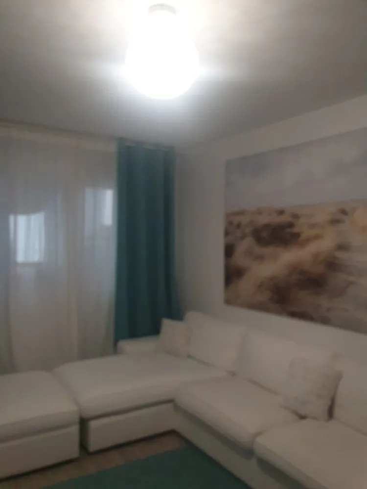 Apartament 4 camere - Apartament 4 camere semidecomandat suprafata 88 m etaj 3/4 bloc de caramida an 1974