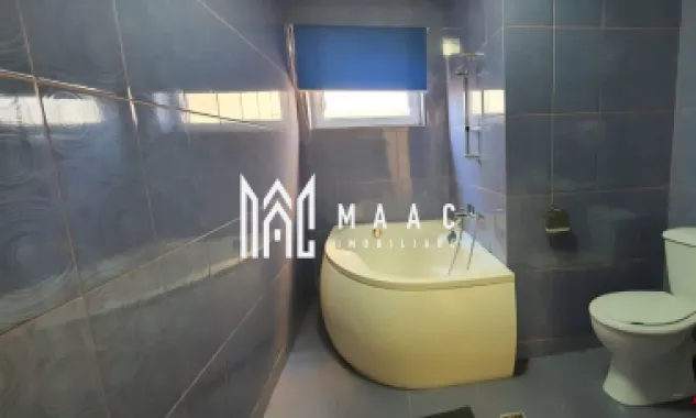 Apartament 3 camere | Decomandat | 3 Balcoane | Zona Strand