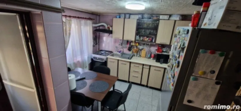 Vand Casa 4 camere ,Rahova Salaj