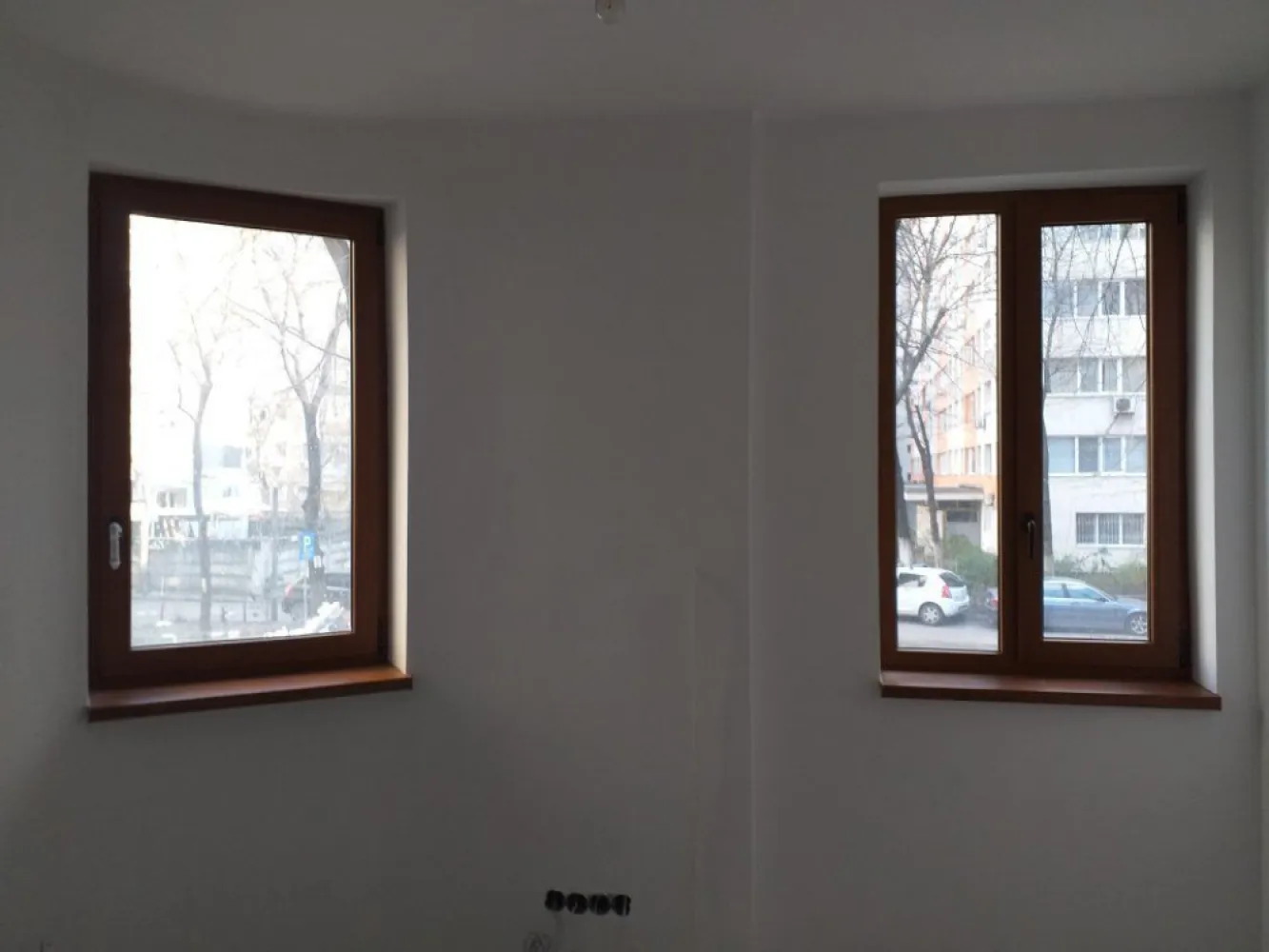 9 camere, Bd. Ferdinand, langa metrou Iancului