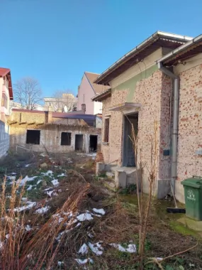 Casa de vanzare Mall Vitan cu teren 245 mp