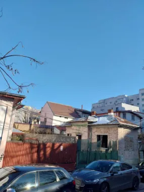 Casa de vanzare Mall Vitan cu teren 245 mp