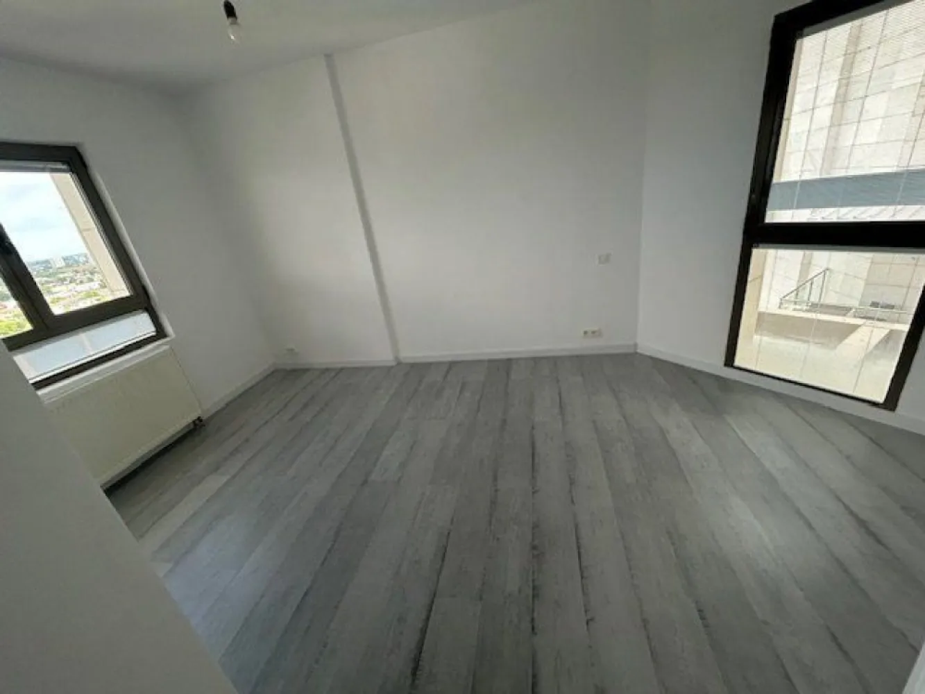 Penthouse 6 camere, 193 mp, Doamna Ghica, Colentina. Se adauga TVA!