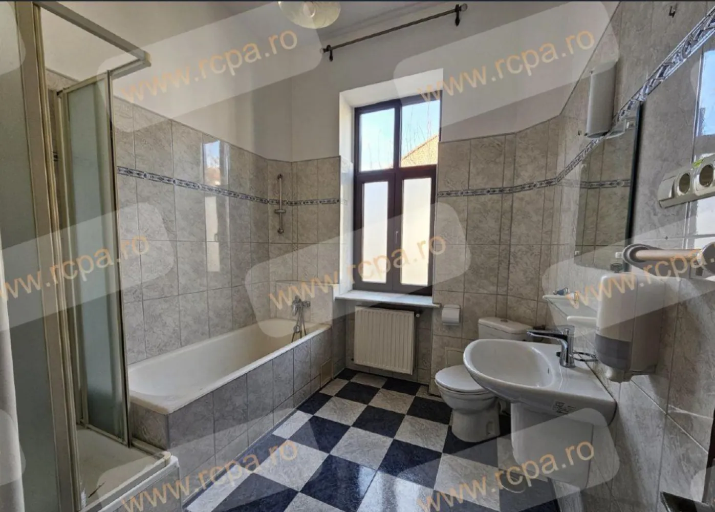 Direct Proprietar: Apartament in vila, Dorobanţi - Capitale