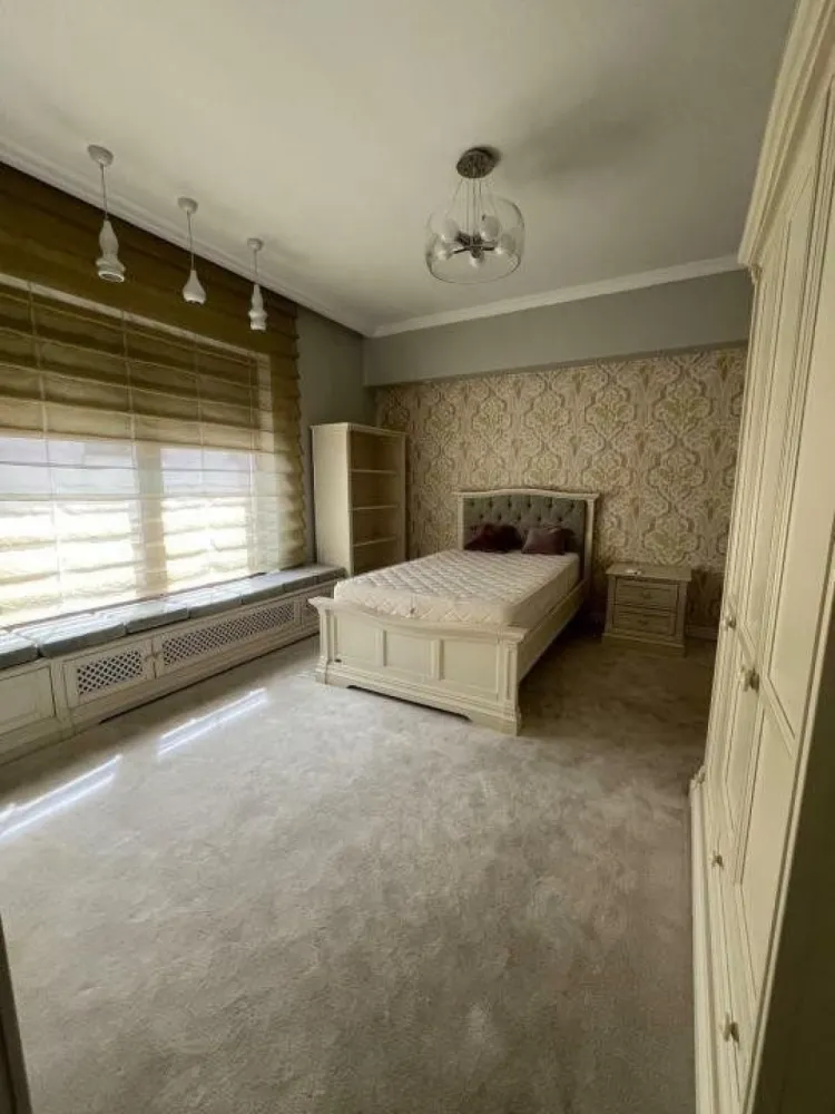 Proprietar vand apartament penthouse 5 camere