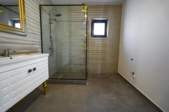 Propietar casa P+M STR.SAFIRULUI