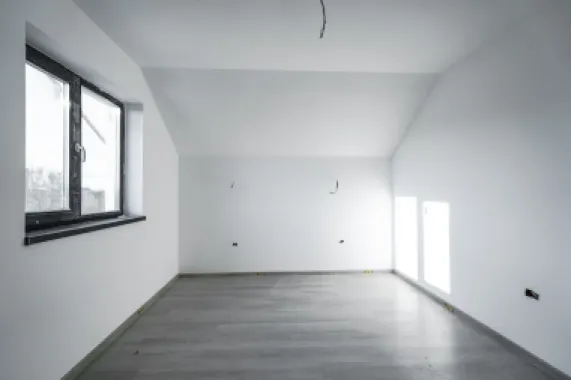 Propietar casa P+M STR.SAFIRULUI