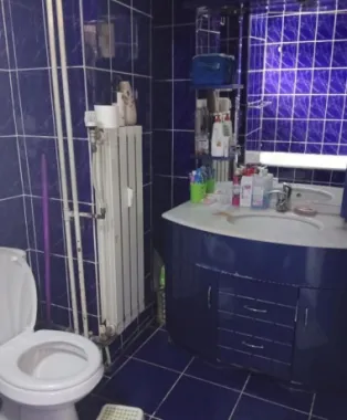 4camere decomandat ,3balcoane , stradal