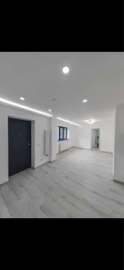 Vand Casa vizavi Cora Alexandriei