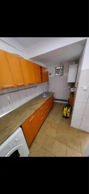 Vand Casa vizavi Cora Alexandriei